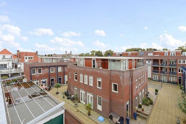 Medium property photo - Haringstraat 29E, 2586 XV The Hague